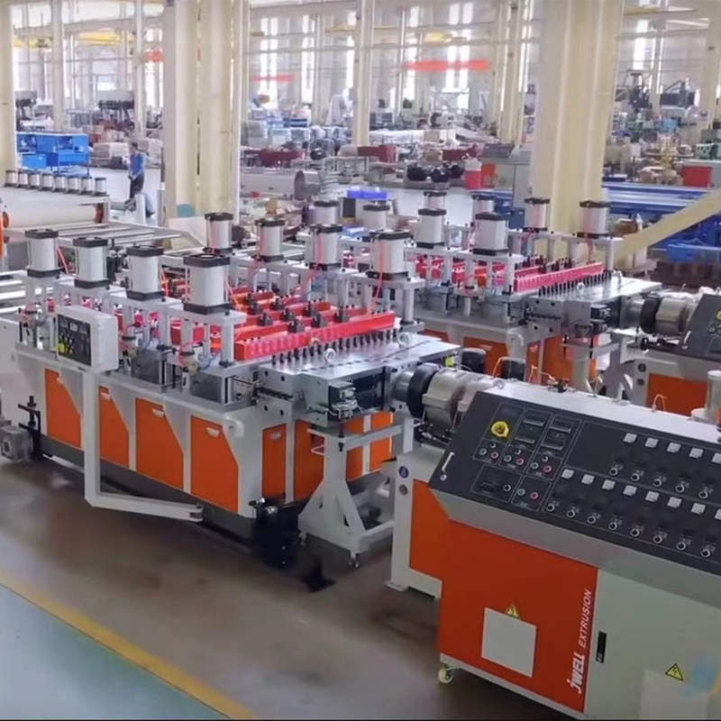 Линия по производству листов из вспененного ПВХ